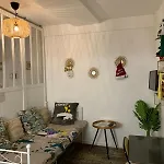 Paris Jolie studio cosy